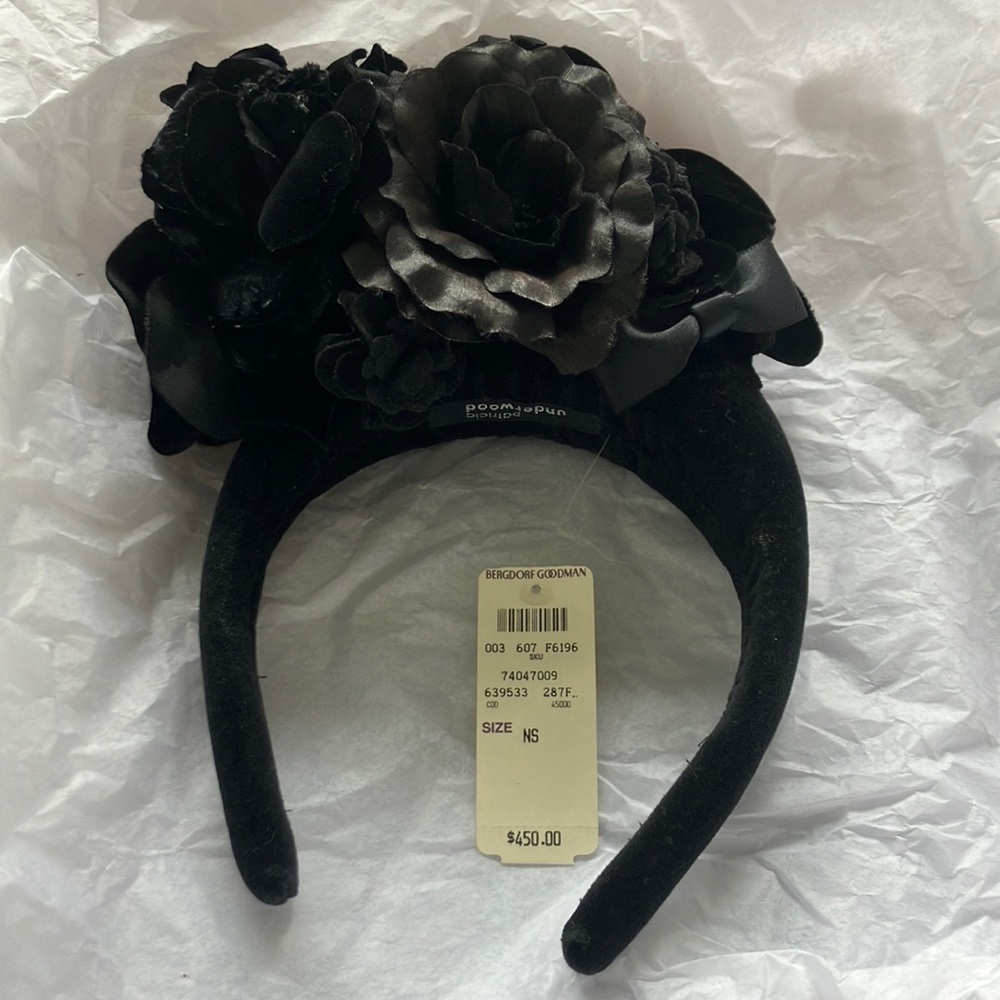 🆕Patricia Underwood Bergdorf Goodman Floral Velvet Headband